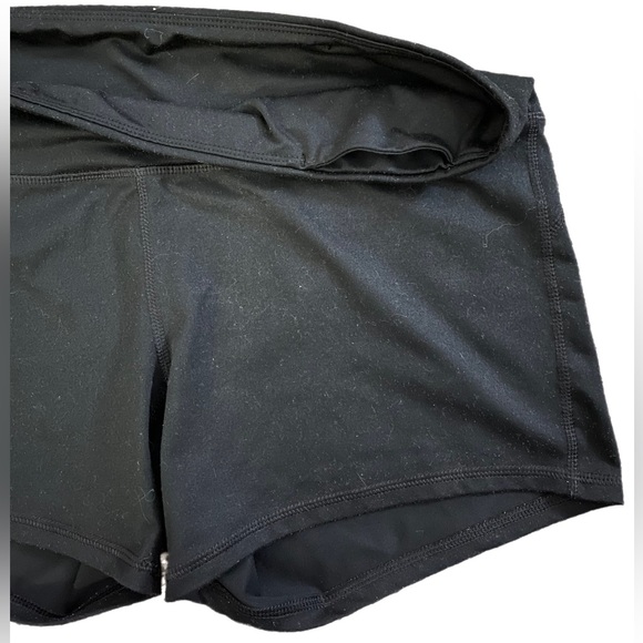 Champion - women’s black shorts - Picture 2 of 3